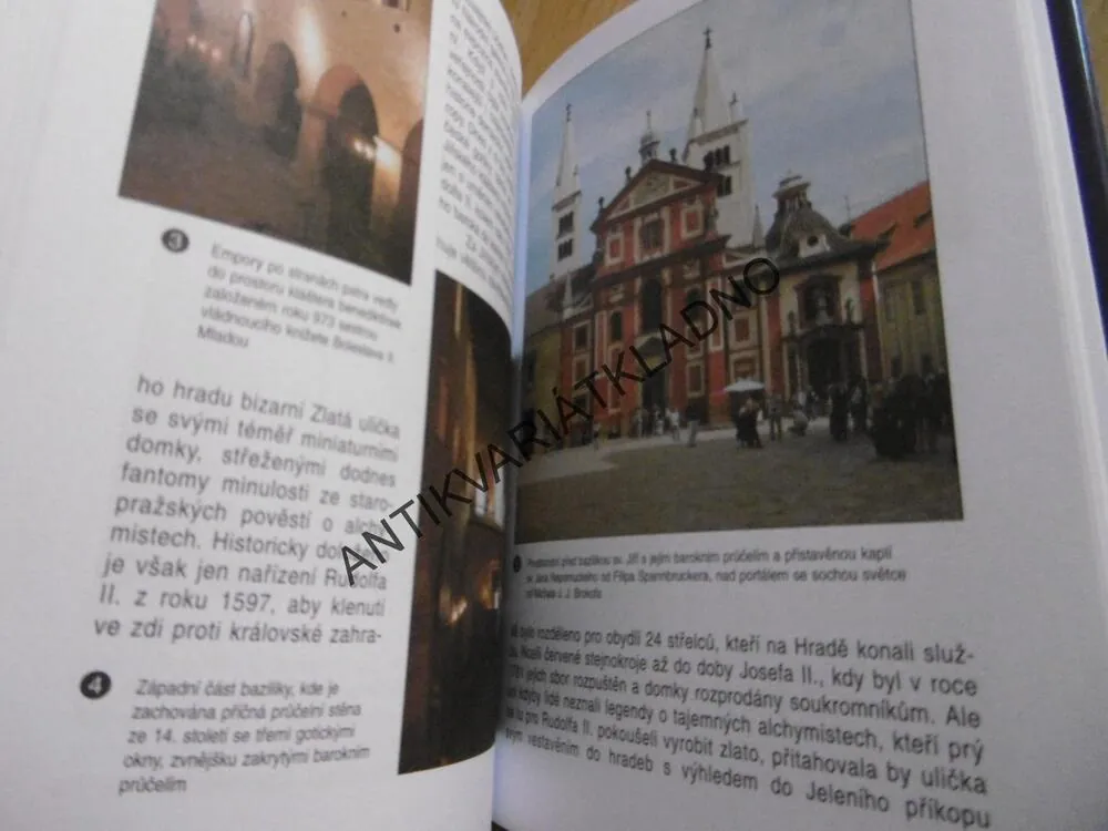PO PRAŽSKÉM HRADĚ A OKOLÍ, ZASTAVENÍ S FRANTIŠKEM DVOŘÁKEM, **an