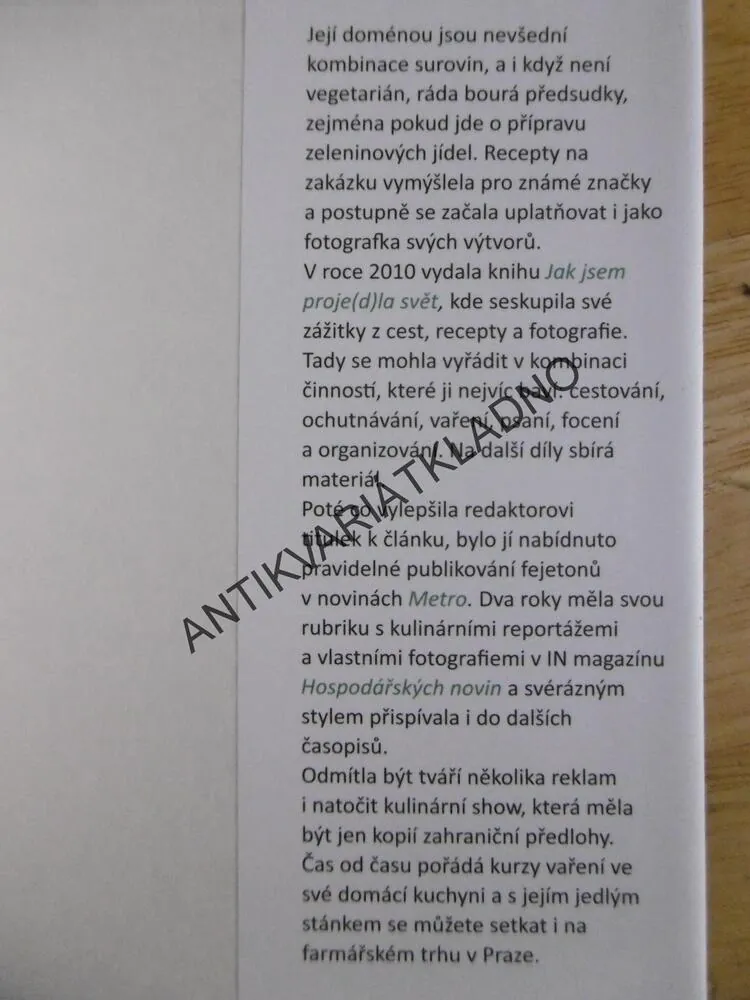 MUŽ S VŮNÍ KÁVY, ŽENA SE ŠPETKOU SKOŘICE, LENKA POŽÁŘOVÁ, **an