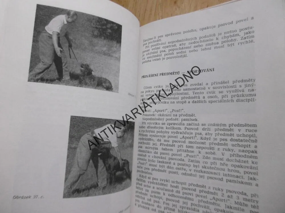 VÝCVIK PSA, KAREL HARTL, KAREL NĚMEC, JAN SKUHROVSKÝ, **an