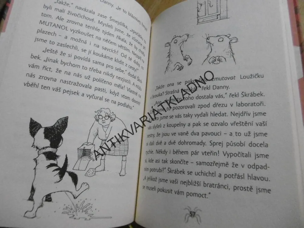 MUTANOL, MOLEKULÁRNÍ URYCHLOVAČ TRANSFORMACE ORGANICKÝCH LÁTEK, PAVOUČÍ PANIKA, ALI SPARKESOVÁ, **an