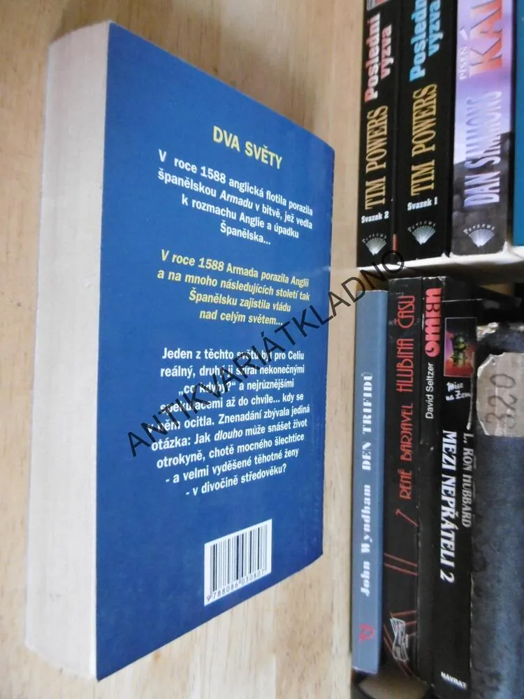 STÍN ZEMĚ, PHYLLIS EISENSTEIN, **an