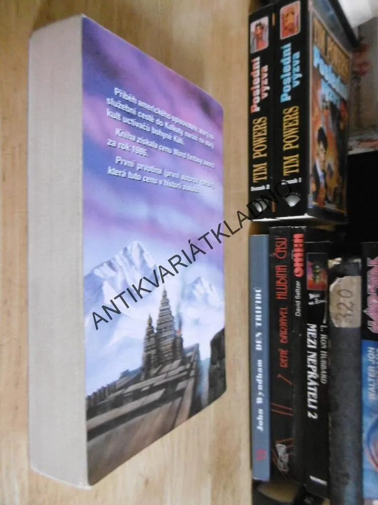 PÍSEŇ KÁLÍ, DAN SIMMONS, **an