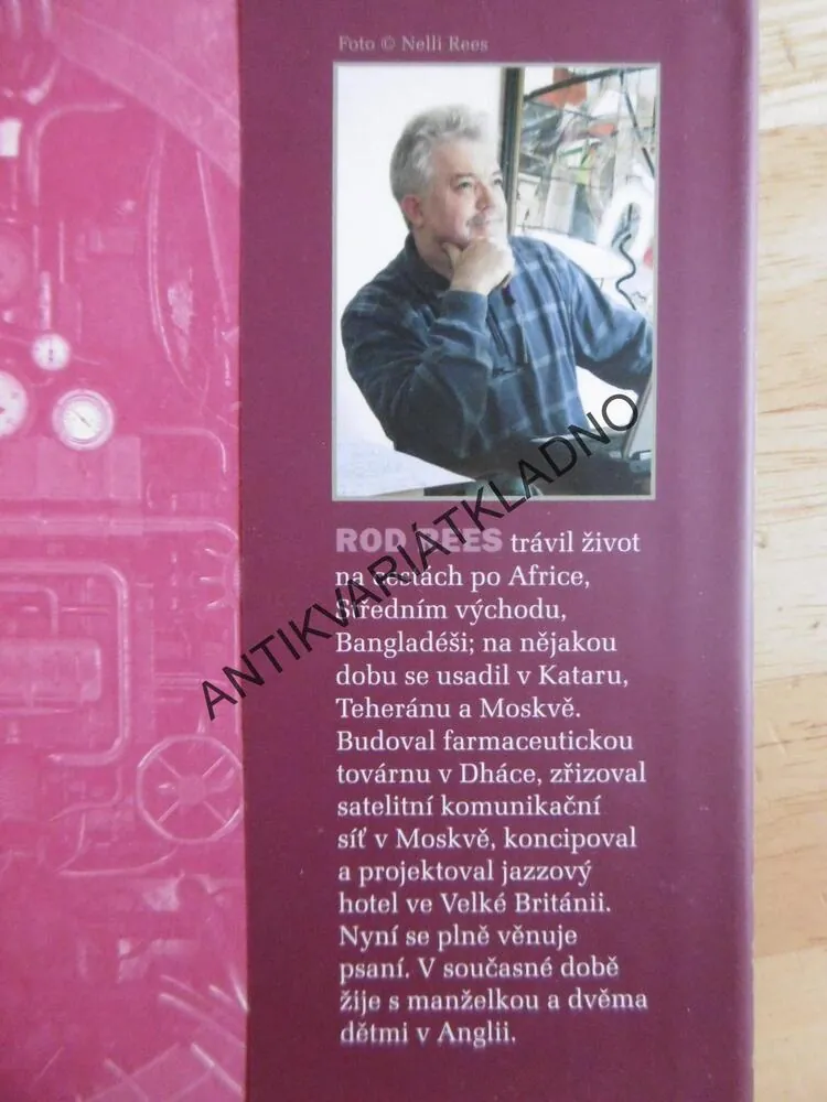 POLOSVĚT, JARO. ROD REES, **an