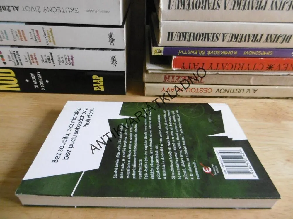 KLADIVO NA ČARODĚJE, KRUTÉ STROJE, JIŘÍ PAVLOVSKÝ, **an