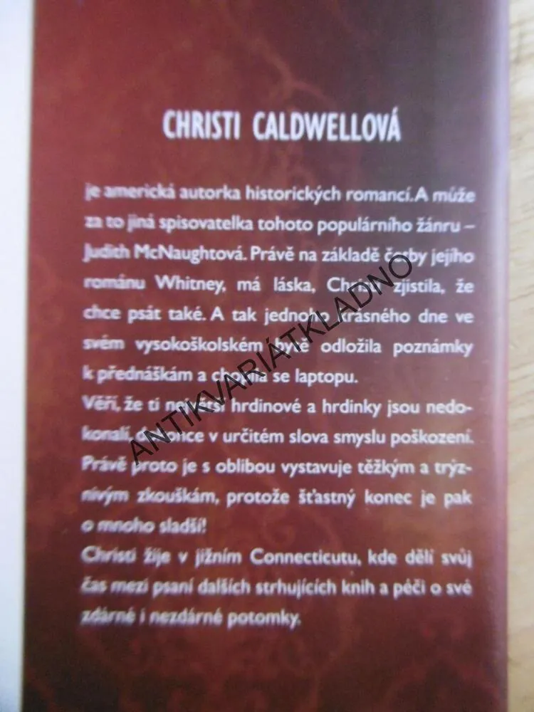 DAREBÁKOVA SÁZKA, CHRISTI CALDWELLOVÁ, **an
