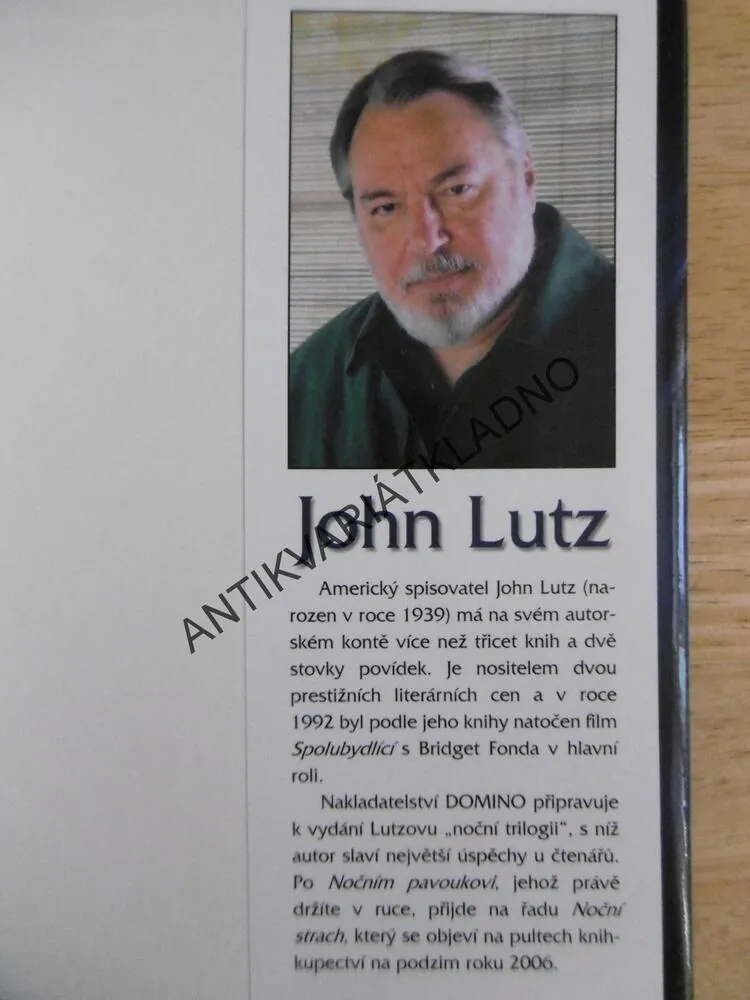 NOČNÍ PAVOUK, JOHN LUTZ, **an