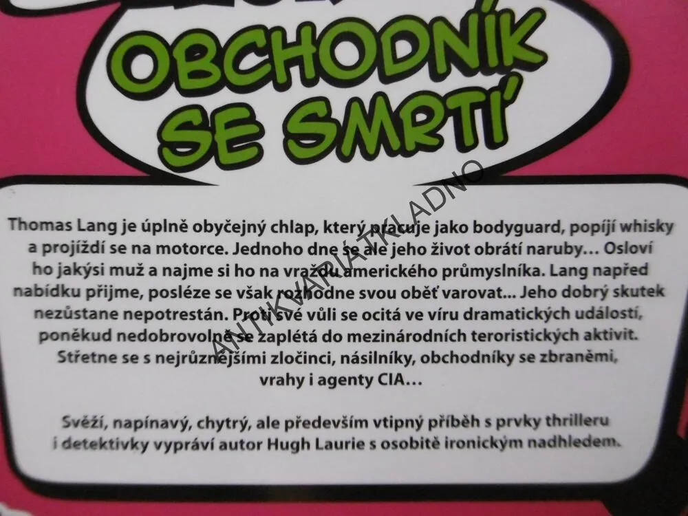OBCHODNÍK SE SMRTÍ, HUGH LAURIE, **an