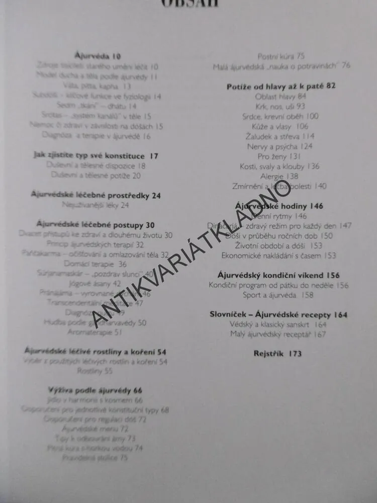 ÁJURVÉDA PRO KAŽDÝ DEN, ERNST SCHROTT, **an