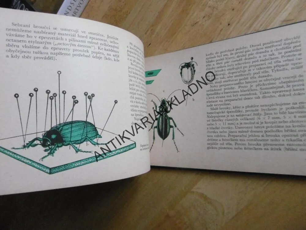 ŽIVÉ NEŽIVÉ, KAREL DUNDA, VLADIMÍR BOUŠKA, **an