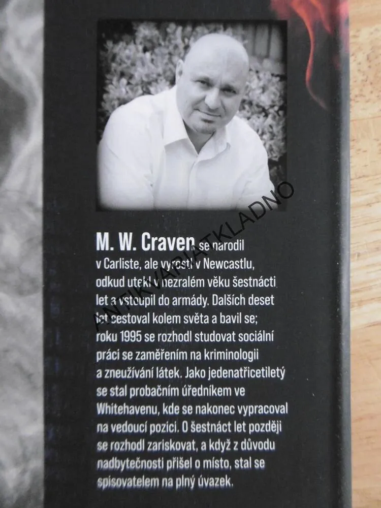 LOUTKOVÉ DIVADLO, M. W. CRAVEN, **an