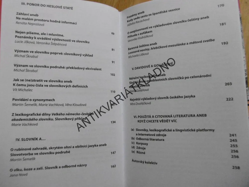 JAK SE PÍŠÍ SLOVNÍKY ANEB LEXIKOGRAFIE PRO KAŽDÉHO, MICHAELA LIŠKOVÁ, MARTIN ŠEMELÍK, **an