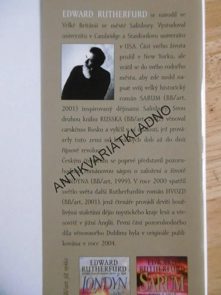 DUBLIN, POČÁTKY, EDWARD RUTHERFURD, **an