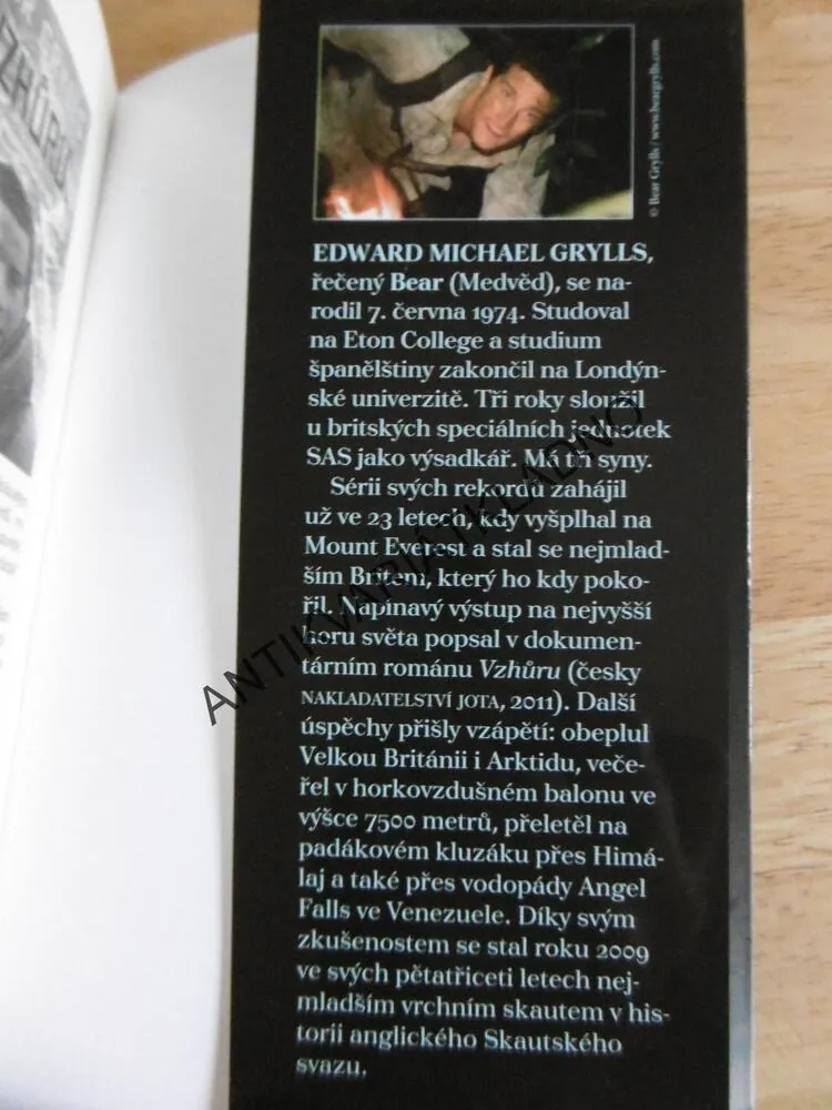 CESTA VLKA, BEAR GRYLLS, **an