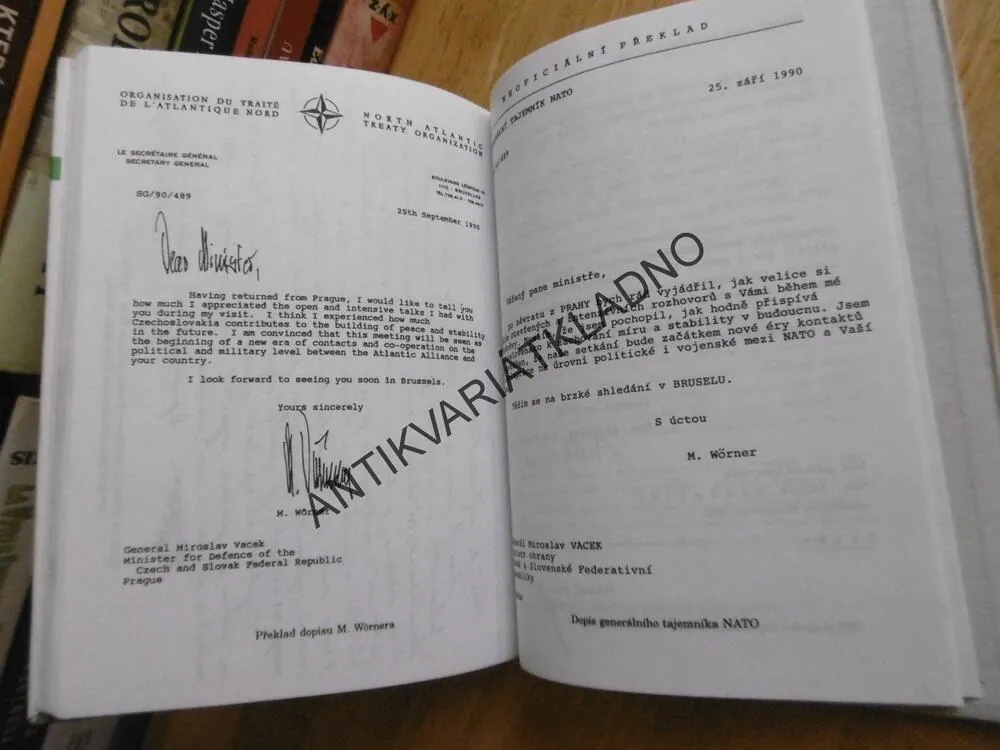 NA ROVINU, ARMÁDNÍ GENERÁL V ZÁLOZE, MIROSLAV VACEK, **an