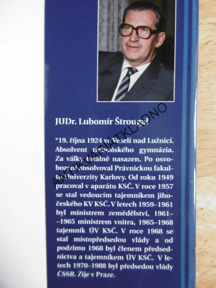 PAMĚTI A ÚVAHY, LUBOMÍR ŠTROUGAL, **an