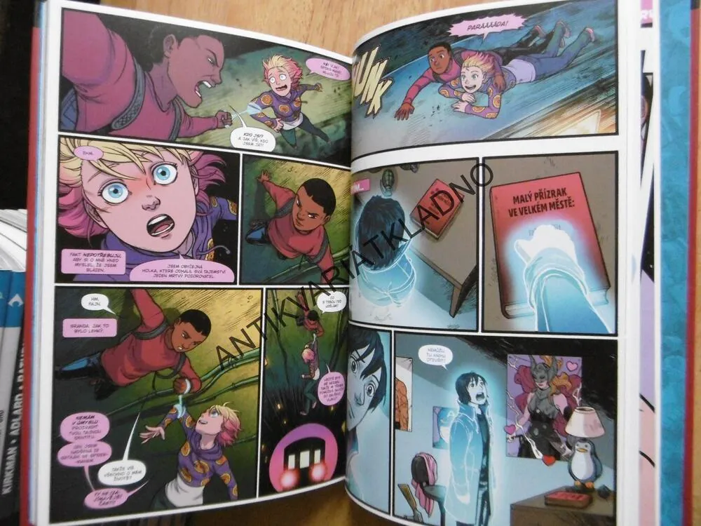 NEJMOCNĚJŠÍ HRDINOVÉ MARVELU, NEUVĚŘITELNÁ GWENPOOL, **an