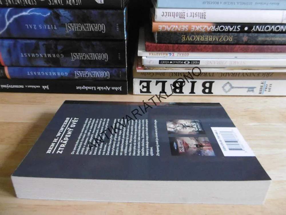 ZTRÁPENÝ SVĚT, BEN H. WINTERS, **an