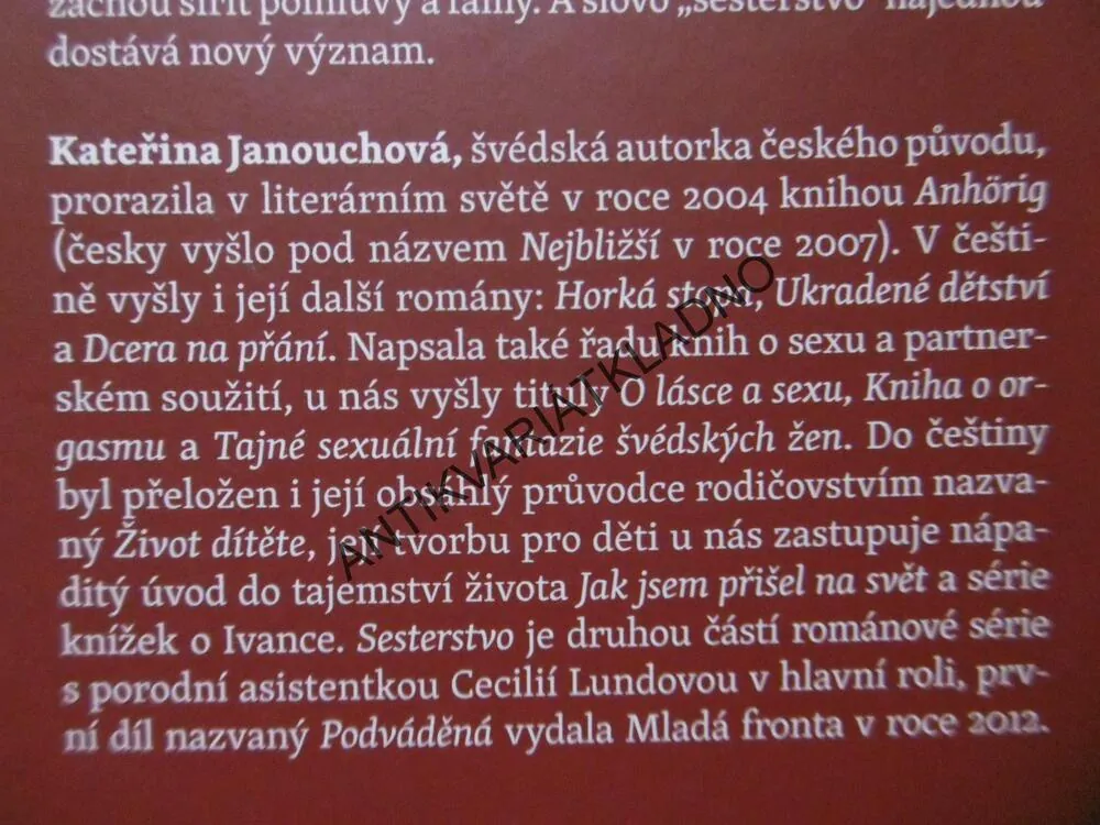 SESTERSTVO, KATEŘINA JANOUCHOVÁ, **an