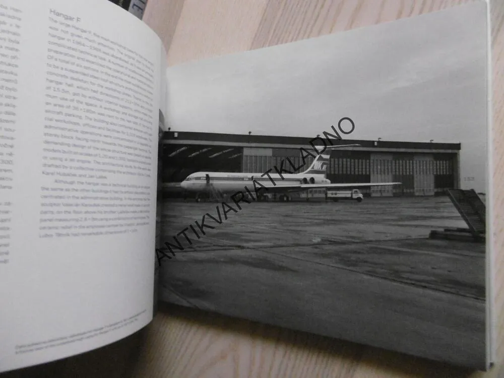 LETIŠTĚ PRAHA, PRAGUE AIRPORT, **an
