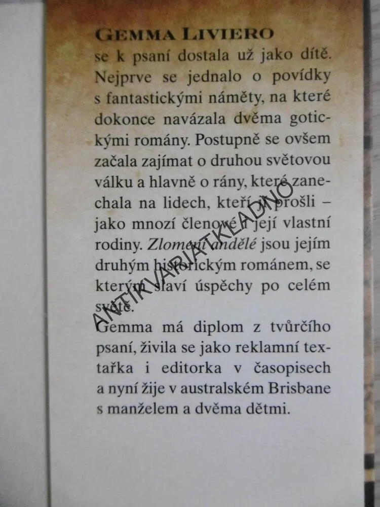 ZLOMENÍ ANDĚLÉ, GEMMA LIVIERO, **an