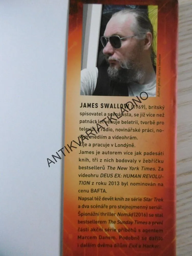 STÍN, JAMES SWALLOW, **an