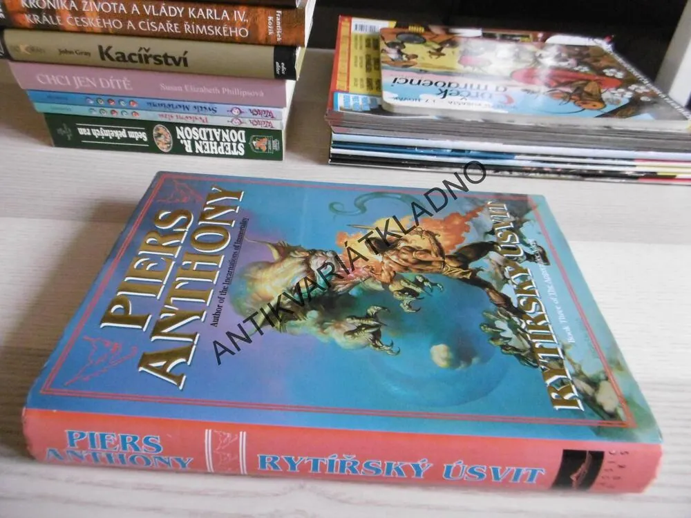 RYTÍŘSKÝ ÚSVIT,  PIERS ANTHONY, **an