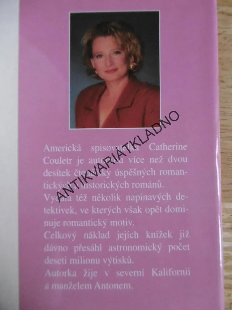 NOČNÍ STÍN, CATHERINE COULTER