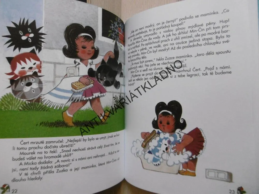 O MODRÉM KOCOURKOVI, ZDENĚK MILER,, **an