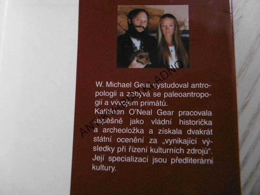 KDO JE ABEL, W.MICHAEL GEAR, **an