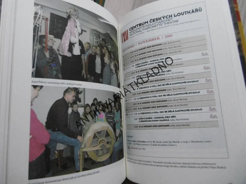 CENTRUM ČESKÝCH LOUTKAŘŮ, NÁRODNÍ DIVADLO MARIONET,, ** an