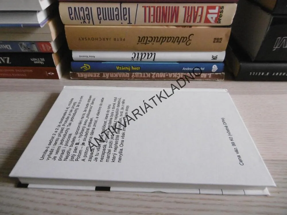 BLÁZNI UMÍRAJÍ V PÁTEK, ERLE STANLEY GARDNER, **an