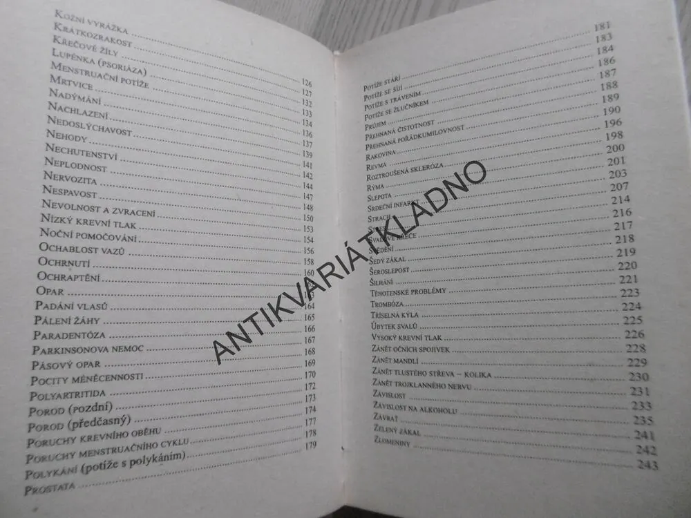 SKRYTÝ VÝZNAM NEMOCI, KURT TEPPERWEIN, **an