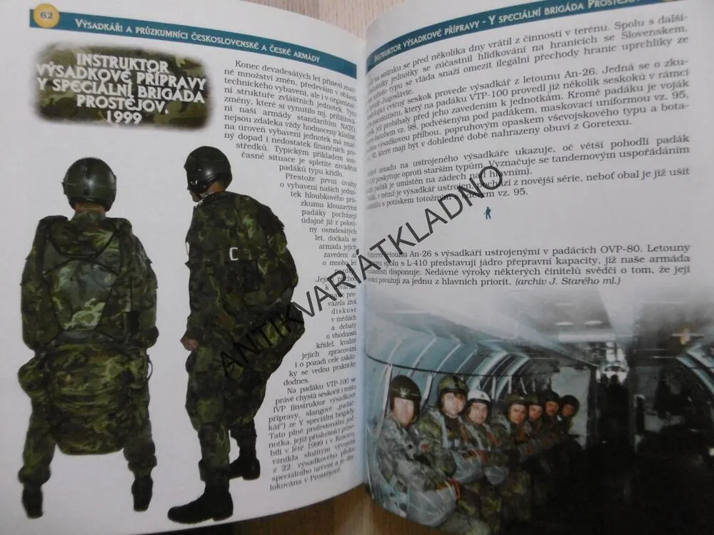 VÝSADKÁŘI A PRŮZKUMNÍCI ČESKOSLOVENSKÉ A ČESKÉ ARMÁDY 1945-1999, MICHAL KONÍČEK, PETR A PAVEL BLAHOUTKOVI, **an