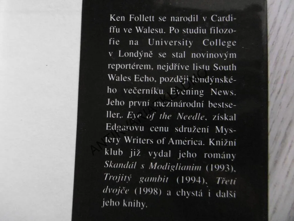 NA KŘÍDLECH ORLŮ, KEN FOLLET, **an