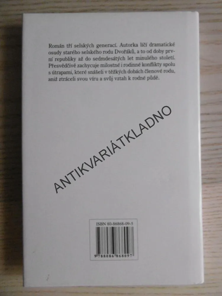U DVOŘÁKŮ, VLASTA JAVOŘICKÁ,**an