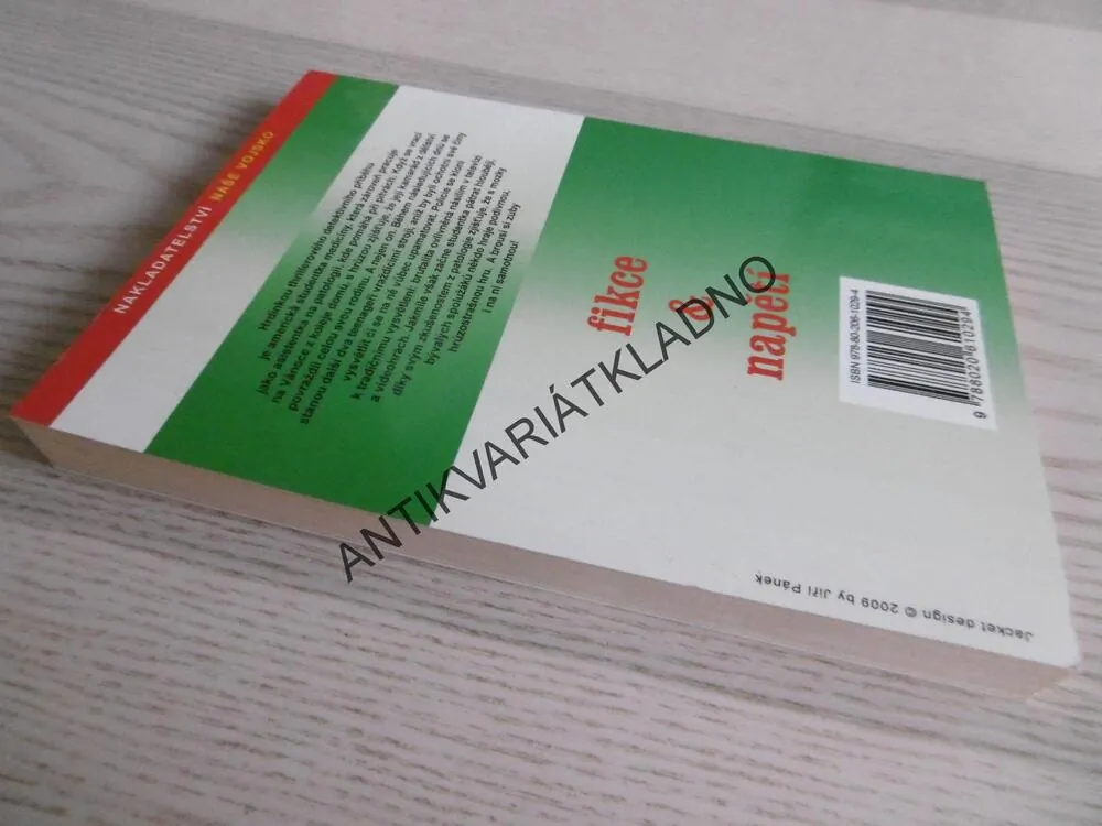 HRA S MOZKEM, CHRISTOPHER GOLDEN, **an