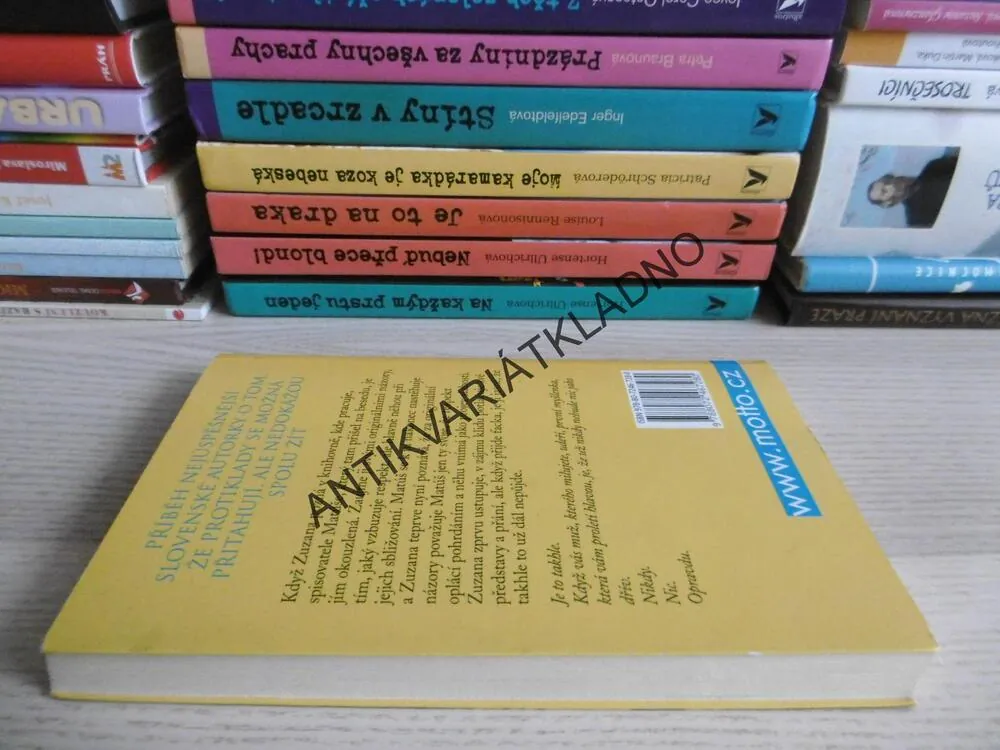 ZA FACKU, EVA URBANÍKOVÁ, **an