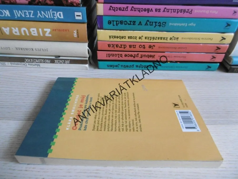 OVLADAČ JE MŮJ ANEB JAK NA MÉDIA, KLÁRA SMOLÍKOVÁ, **an