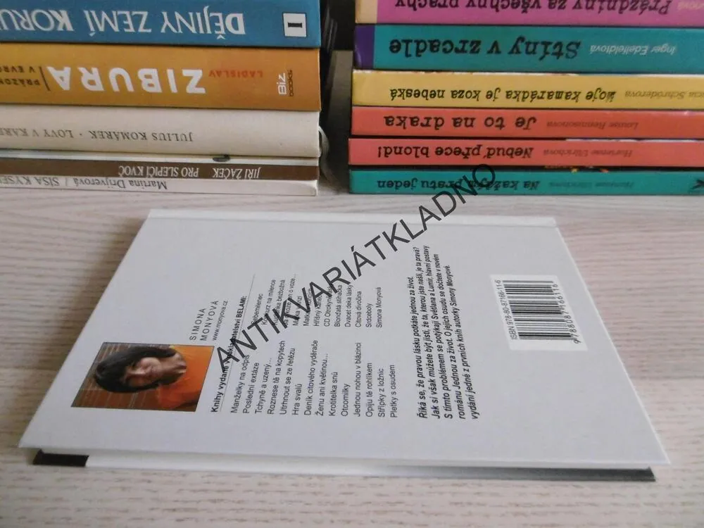 JEDNOU ZA ŽIVOT, SIMONA MONYOVÁ, **an