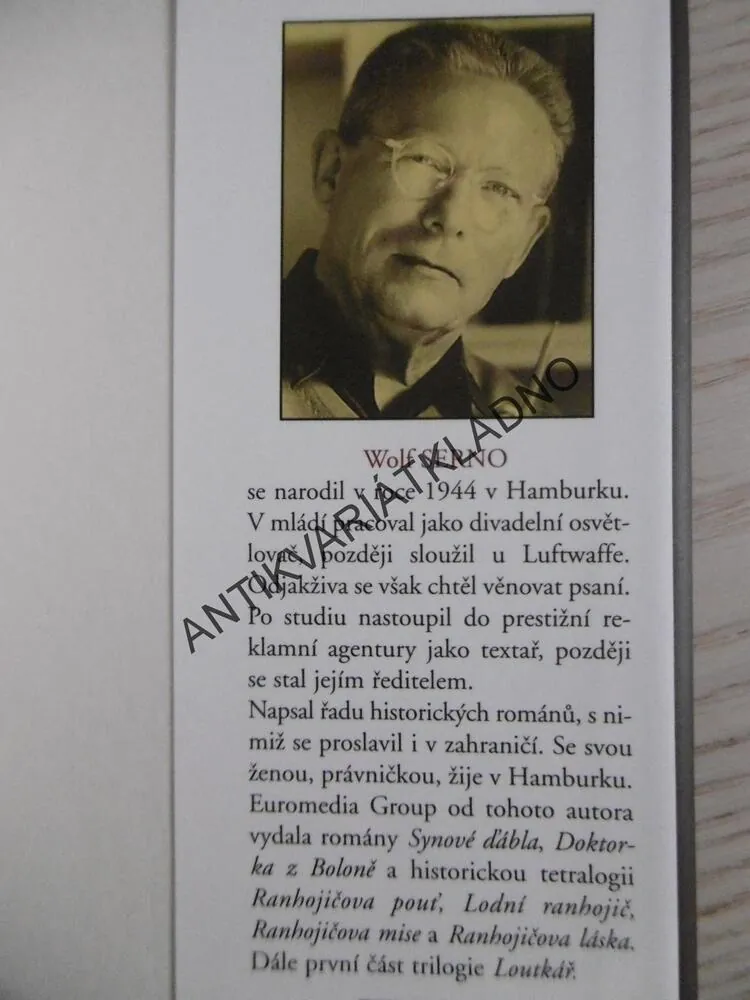 LOUTKAŘOVA HRA, WOLF SERNO, **an