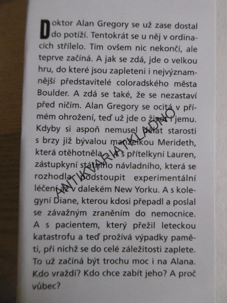 SOUKROMÝ PŘÍPAD, STEPHEN WHITE, **an