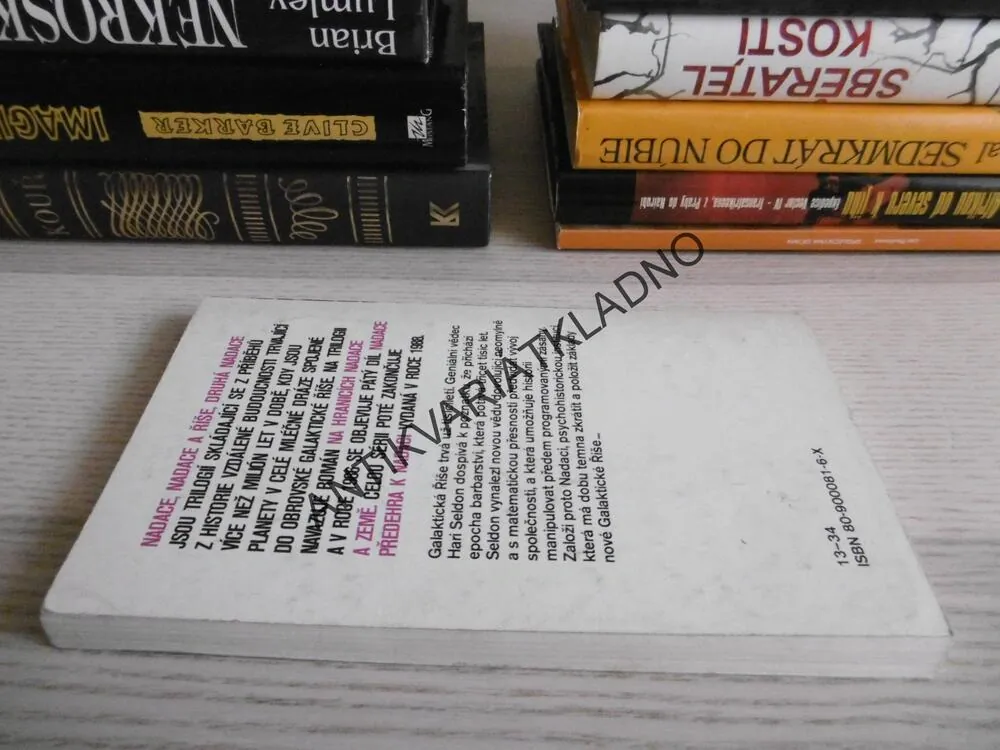 NADACE, ISAAC ASIMOV, **an
