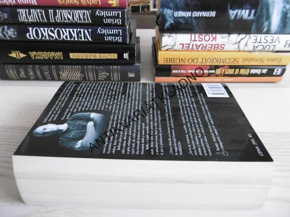 JIZVA, CHINA MIÉVILLE, **an
