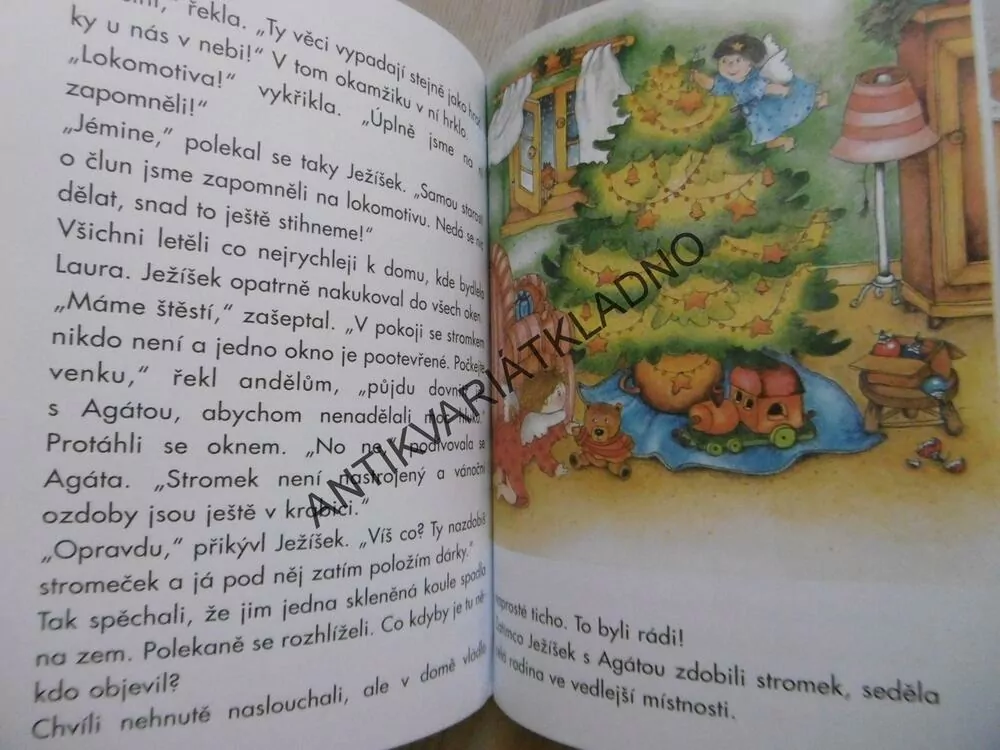 MOJE NEJKRÁSNĚJŠÍ VÁNOČNÍ KNIHA, MARION KRÄTSCHMEROVÁ, **an