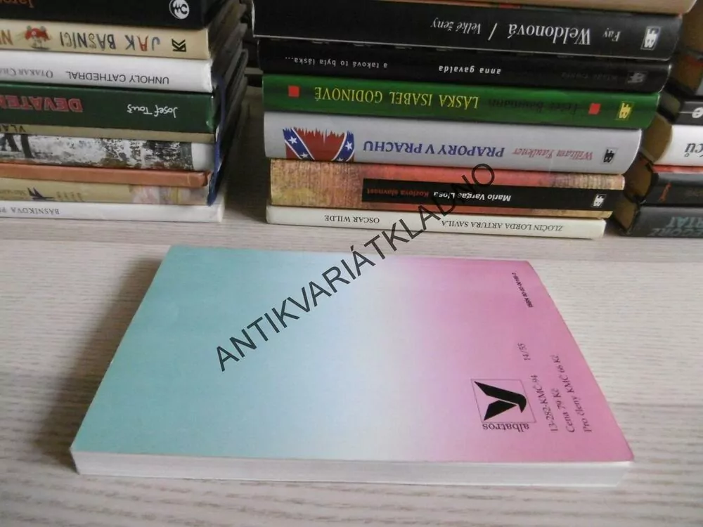 KDYŽ JE PSŮ JAKO PSŮ, JANA ŠTROBLOVÁ, **an