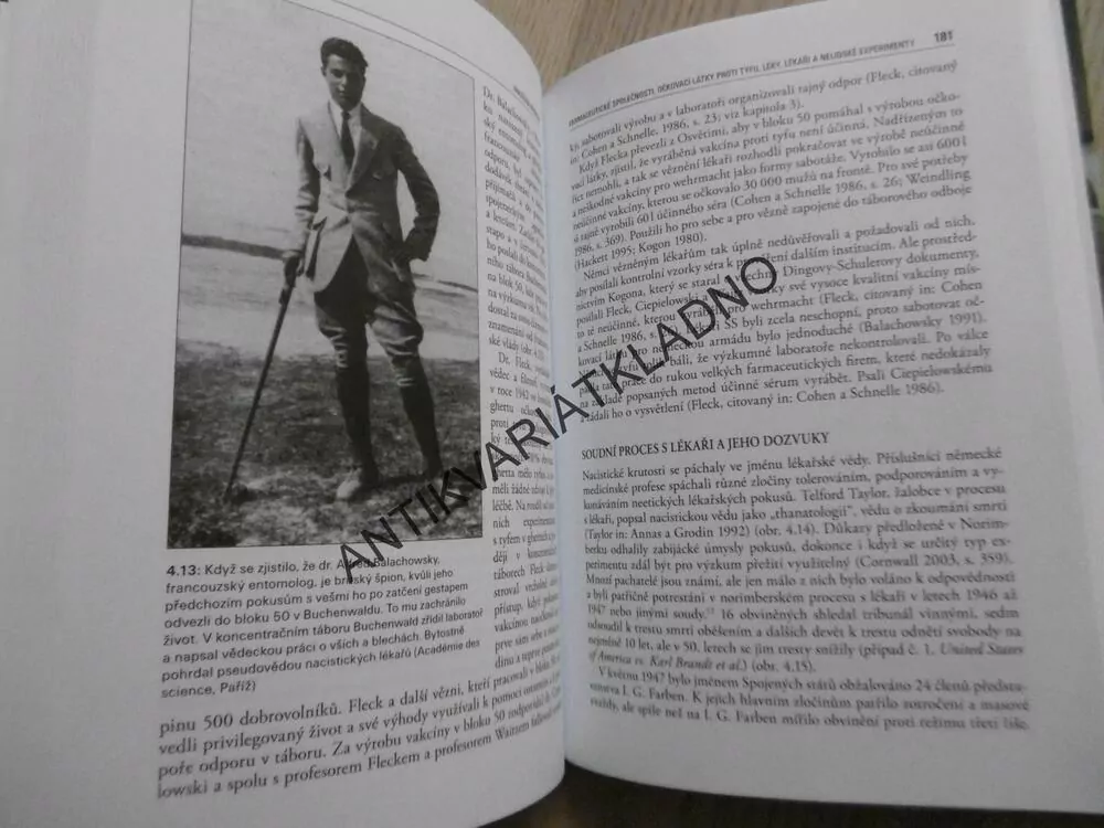 VRAŽEDNÁ MEDICÍNA, NAOMI BAUMSLAGOVÁ, **an