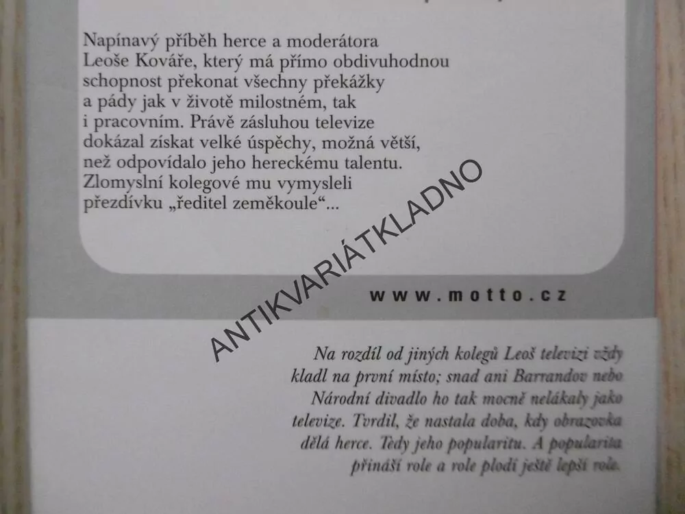 ŘEDITEL ZEMĚKOULE, MILOŠ SMETANA, **an