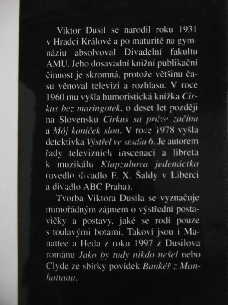 VIDĚT NEAPOL, VIKTOR DUSIL, **an