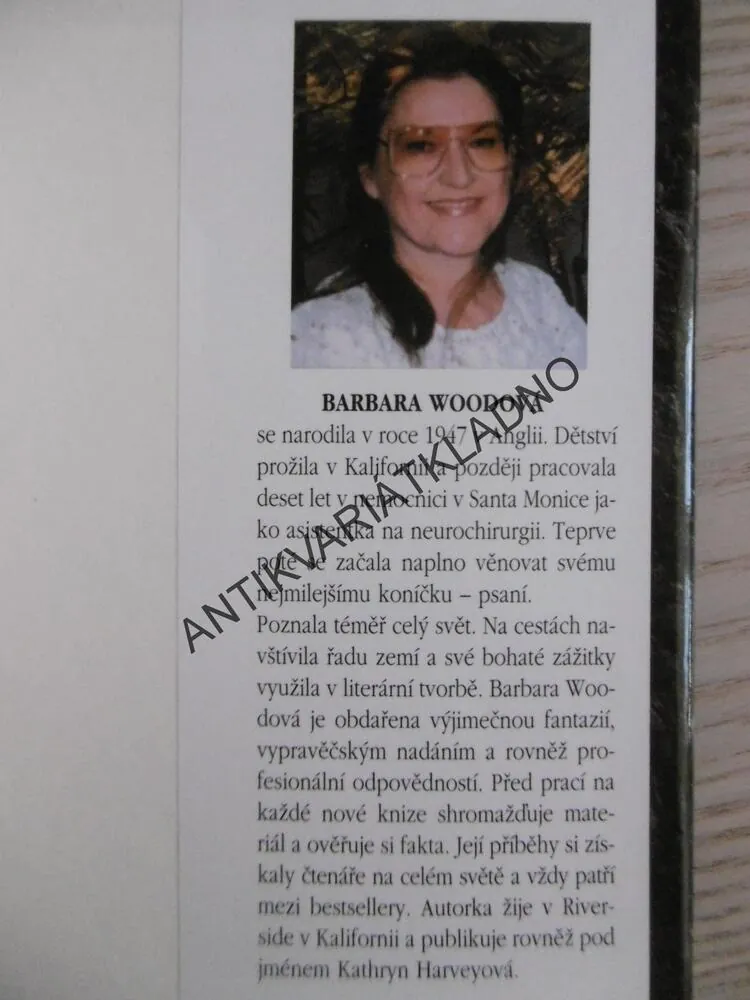 POSLEDNÍ ŠAMANKA, BARBARA WOODOVÁ, **an