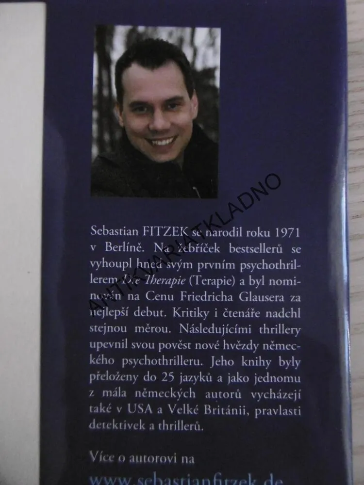 LOVEC OČÍ, SEBASTIAN FITZEK